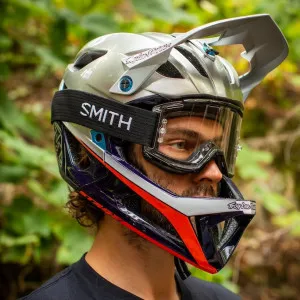 Подборка Шлемы Troy Lee Designs (США)