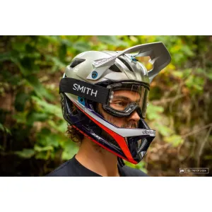 Подборка Шлемы Troy Lee Designs (США)