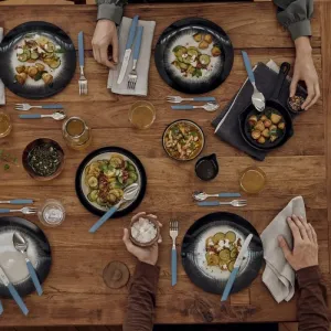 Набір кухонний Victorinox Swiss Modern Table Set 12шт (6 ножів steak, 6 вилок)