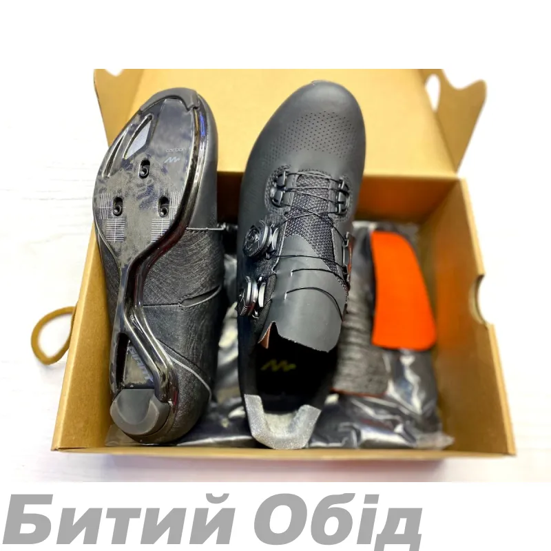 Велосипедні туфлі шосе Giant Surge Pro