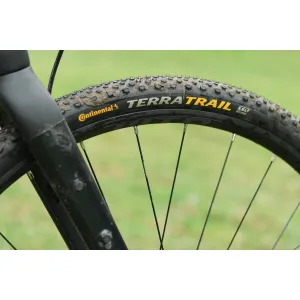 Покрышка Continental Terra Trail ProTection 27.5" | 650 x 40B | 27.5 x 1.50 черная/кремовая складная skin