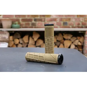 Грипсы ODI Reflex v2.1 Lock-On MTB Closed End 135mm 