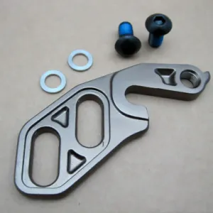 Сменный крюк Specialized Stumpjumper Adj Hanger Right Ea