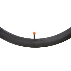 Камера Maxxis Welter Weight 27.5" Schrader (AV) Камера Maxxis Welter Weight 27.5" Schrader (AV)