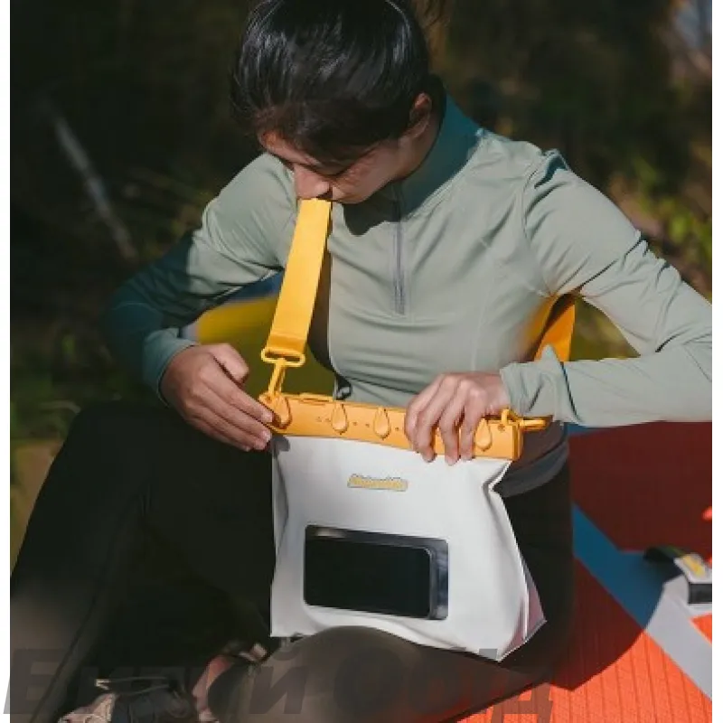 Водонепроникна сумка Naturehike CNK2300BS016