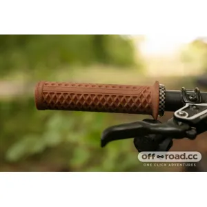 Грипси ODI Vans v2.1 Lock-On MTB Closed End 135mm Грипси ODI Vans v2.1 Lock-On MTB Closed End 135mm