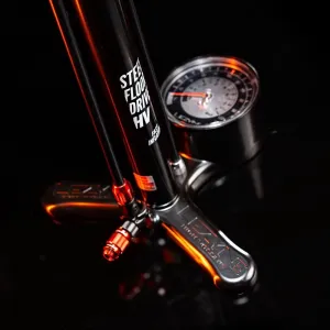 Підлоговий насос LEZYNE STEEL FLOOR DRIVE HV Манометр 3,5" 100psi Y18