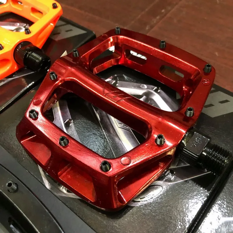 Педалі DMR V8 V2