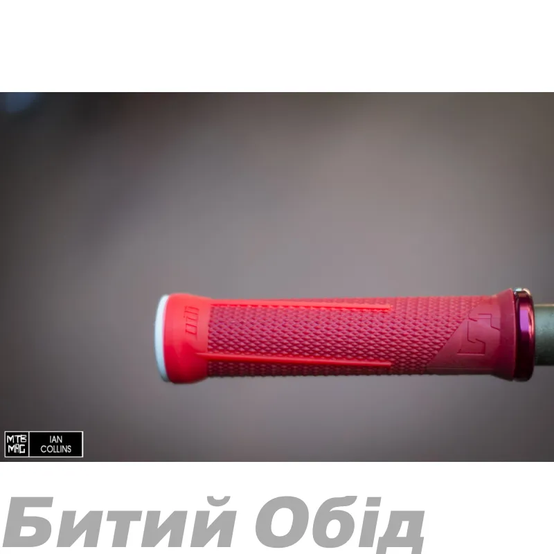 Грипсы ODI AG-1 Signature V2.1 Lock On, Fi. Orange/Fi Yellow w/Silver Clamp, оранжево-желтые с серебристыми замками