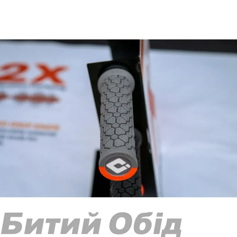 Грипсы ODI Vanquish v2.1 Lock-On