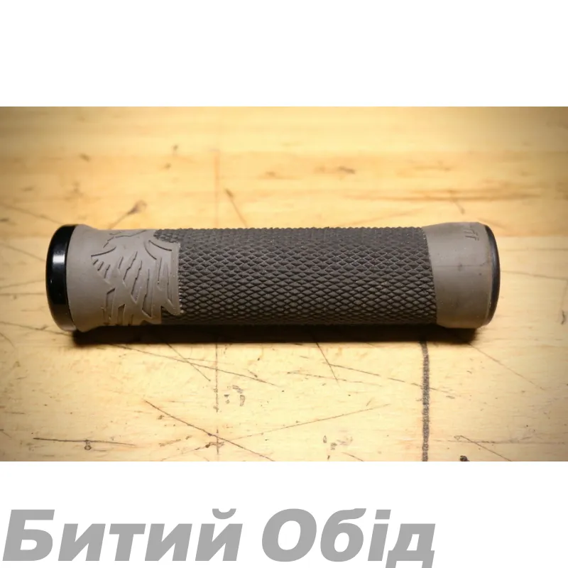 Грипсы ODI AG-2 Signature V2.1 Lock-On Grips