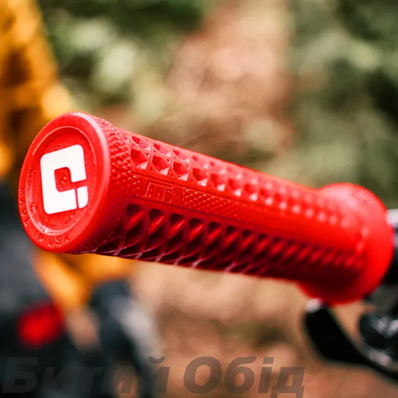 Грипси ODI Vans v2.1 Lock-On MTB Closed End 135mm