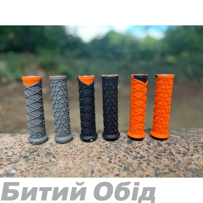 Грипсы ODI Vanquish v2.1 Lock-On