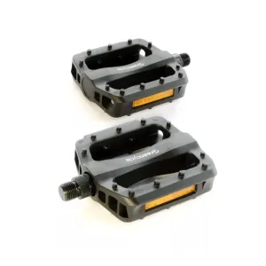 Педали Green Cycle GPD-M102, нейлоновые, шариковые подшипники, ось 9/16" бористая сталь (размер 108х94х24) 340 грамм Педали Green Cycle GPD-M102, нейлоновые, шариковые подшипники, ось 9/16" бористая сталь (размер 108х94х24) 340 грамм