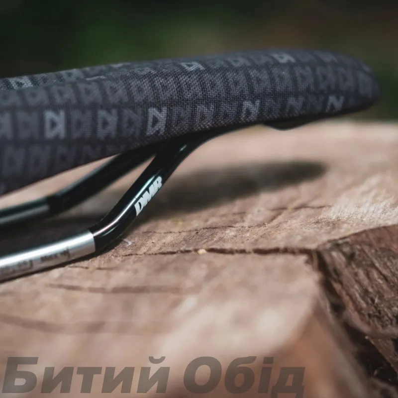 Велосипедное седло DMR SADDLE 25