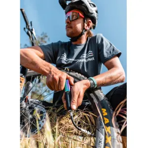 Ручний насос LEZYNE POCKET DRIVE PRO HV Чорний матовий 90psi Y18 Ручний насос LEZYNE POCKET DRIVE PRO HV Чорний матовий 90psi Y18