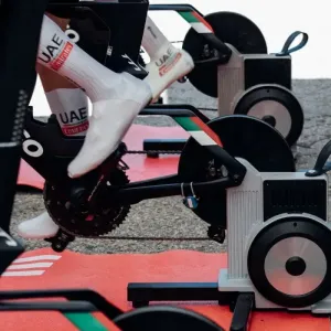 Велотренажер ELITE JUSTO 2 Велотренажер ELITE JUSTO 2