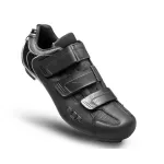 Взуття з липучками