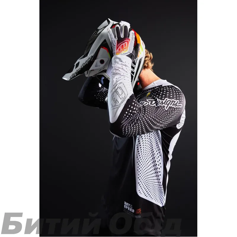 Вело шолом TLD D4 CARBON HELMET; [STEALTH BLACK]