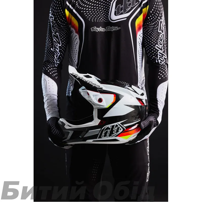 Вело шолом TLD D4 CARBON HELMET; [STEALTH BLACK]