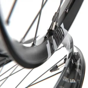 Колесо DT SWISS F 1900 CLASSIC 29 IS 30 15/110 Колесо DT SWISS F 1900 CLASSIC 29 IS 30 15/110