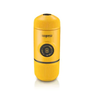 Портативная эспрессо-кофеварка Wacaco Nanopresso желтая, механическая, для молотого кофе