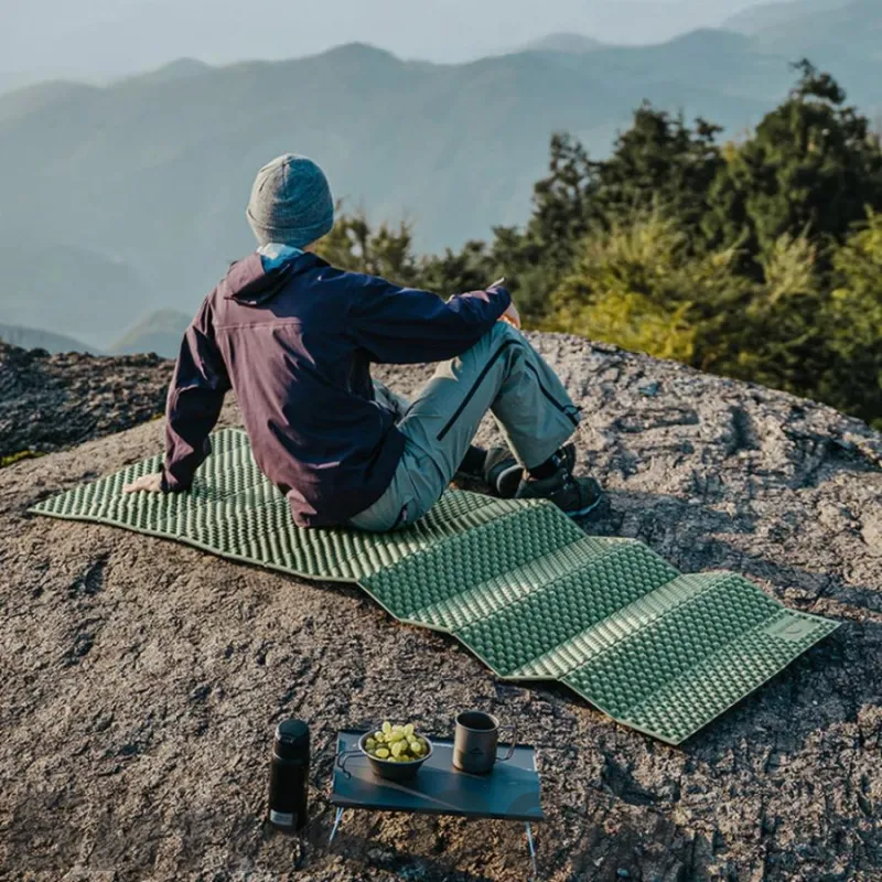 Килимок туристичний складаний одномісний IXPE Naturehike CNK2450WS044 з алюмінієвою плівкою, 195x60x1.8 см
