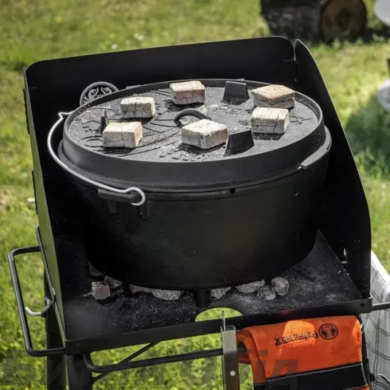 Котел-жарівня чавунна Petromax Dutch Oven ft18 на ніжках 16,1 л