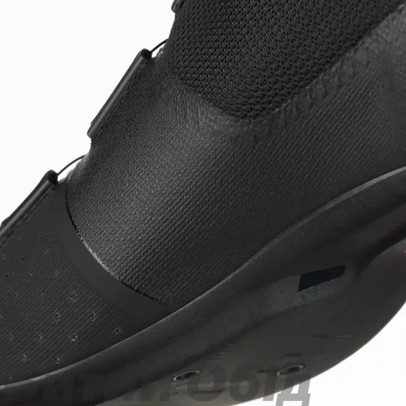 Взуття Fizik Tempo Overcurve R4 розмір UK 6,5(40 257мм) чорні