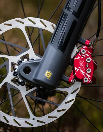 Найпотужніші гальма SRAM