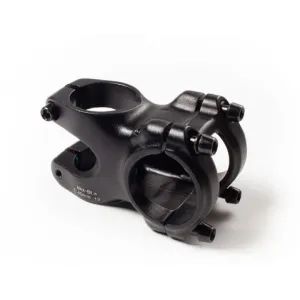 Винос керма ZOOM TDS-D611-8FOV/ISO-M 1 1/8" 31,8мм кут3, 40мм, чорний
